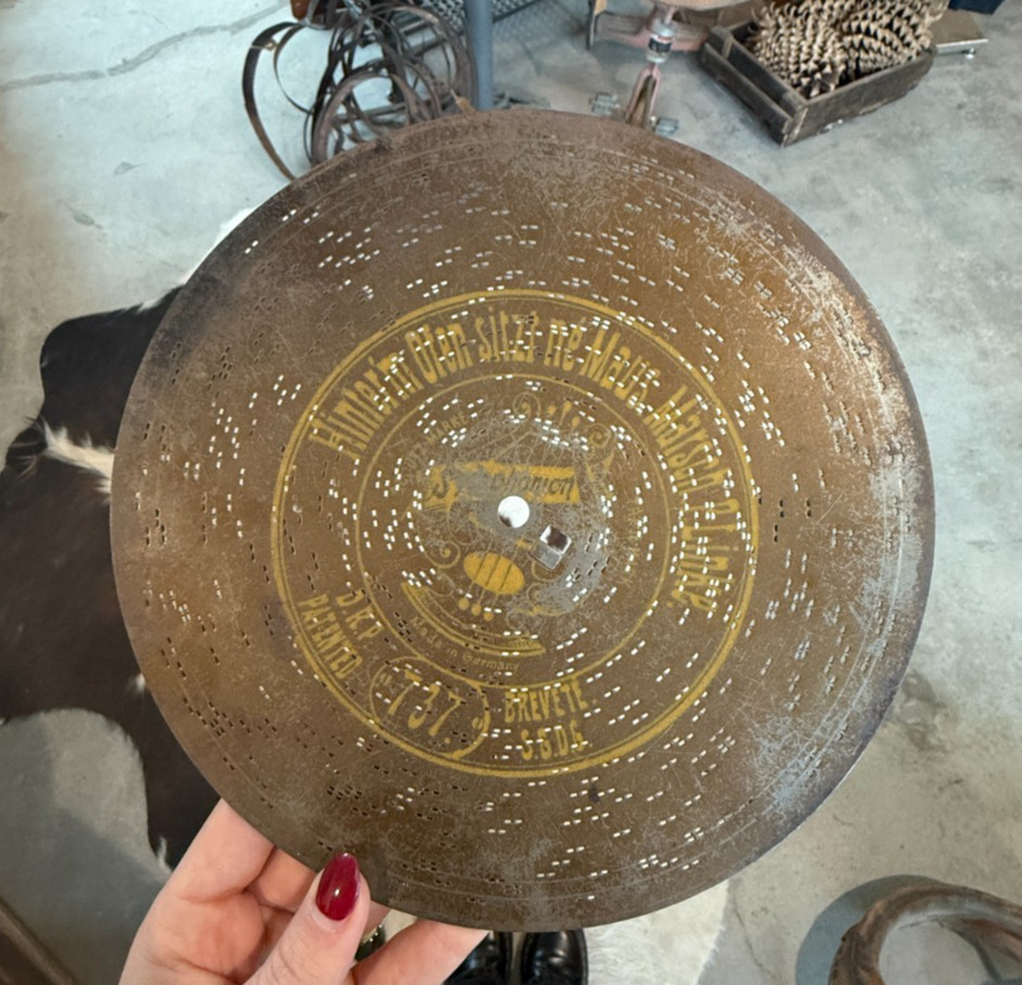 Antique 8 Antique 8