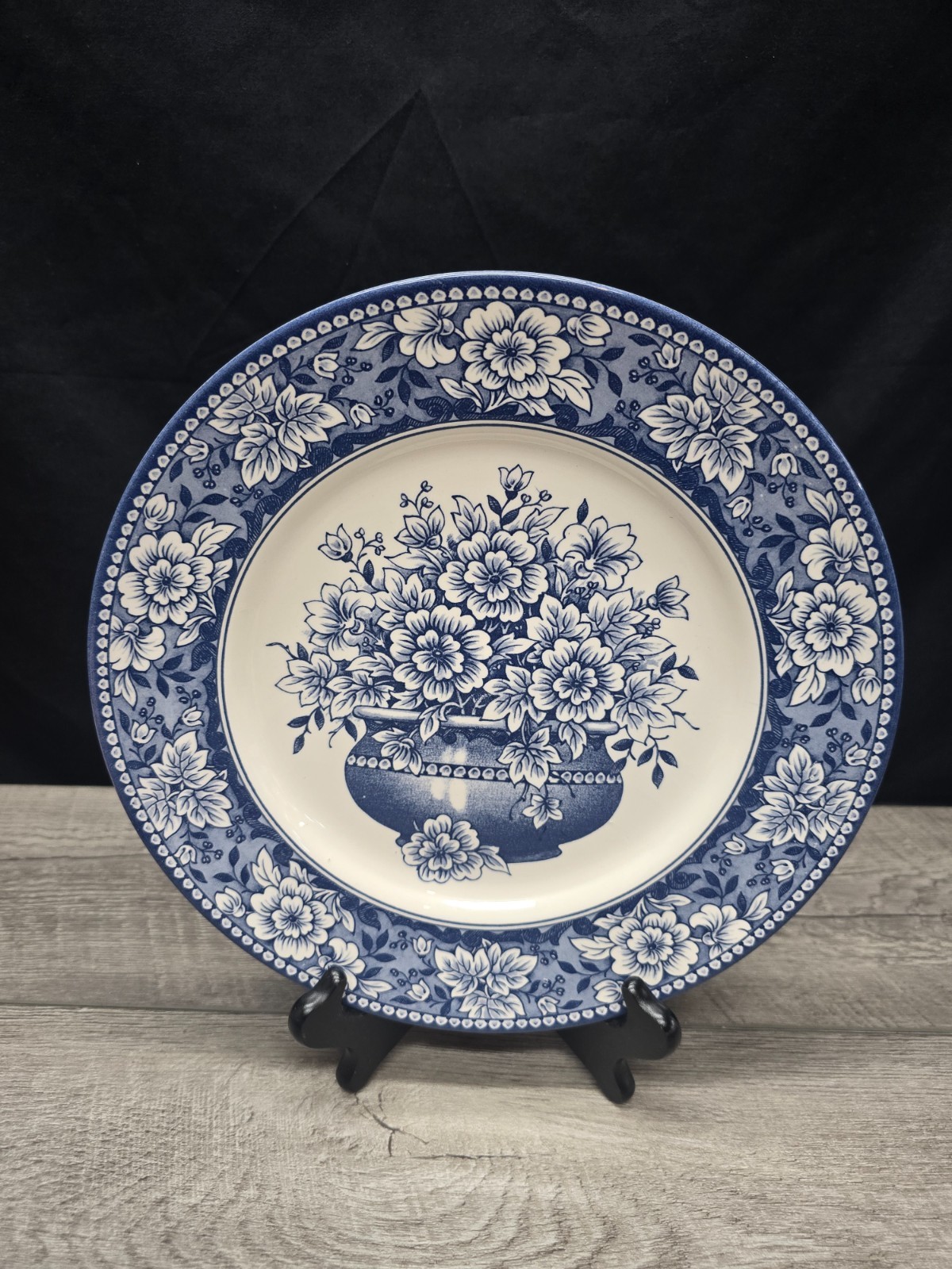 Royal Stafford English Toile Blue Dinner Plate