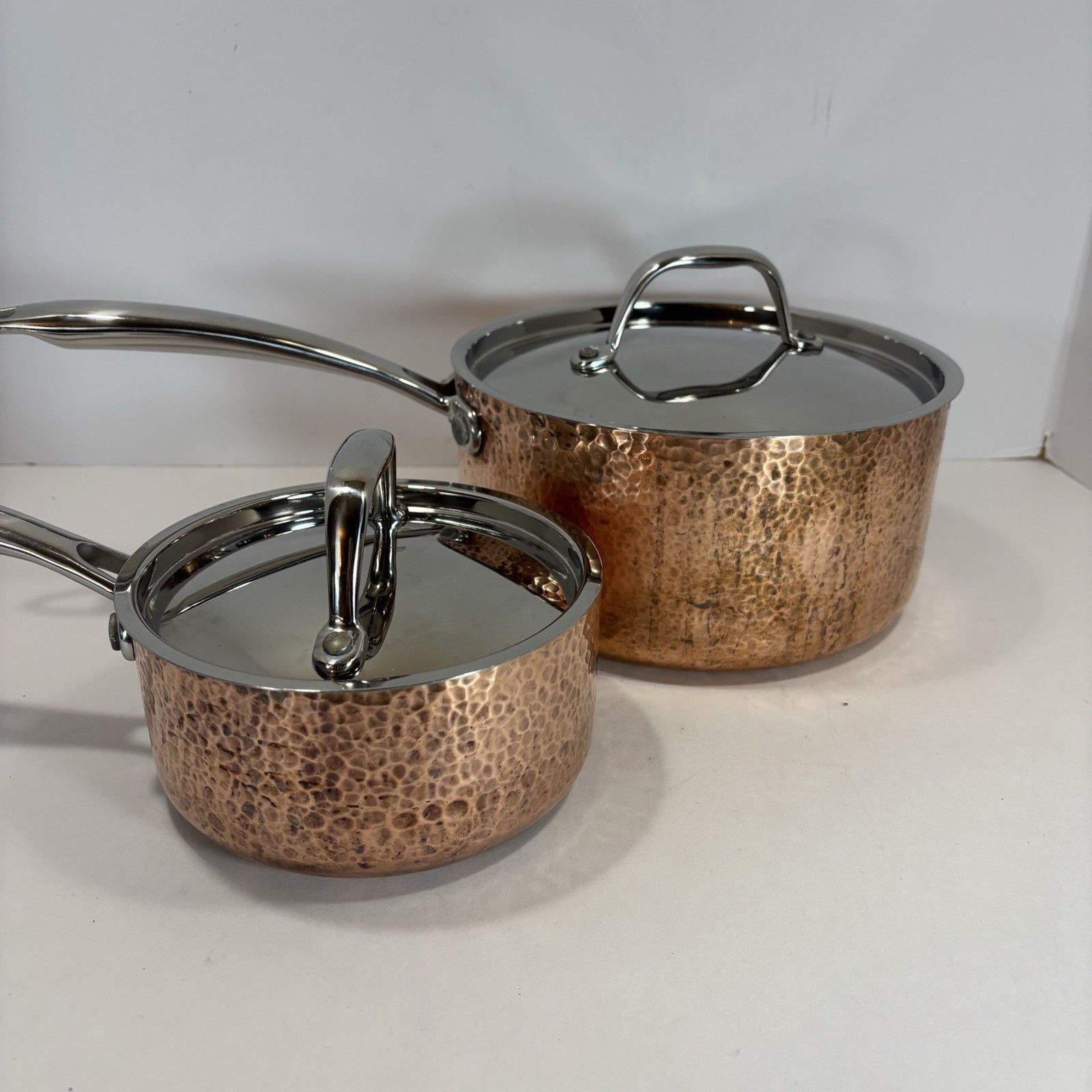 Lot Of 2 VTG French Style Hand Hammered Copper Saucepans Tin Lined 8”/5” W/Lids Lot Of 2 VTG French Style Hand Hammered Copper Saucepans Tin Lined 8”/5” W/Lids