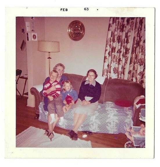 VTG 60’s Color Photo Two Ladies Wearing Glasses Sitting With Young Girl And Boy