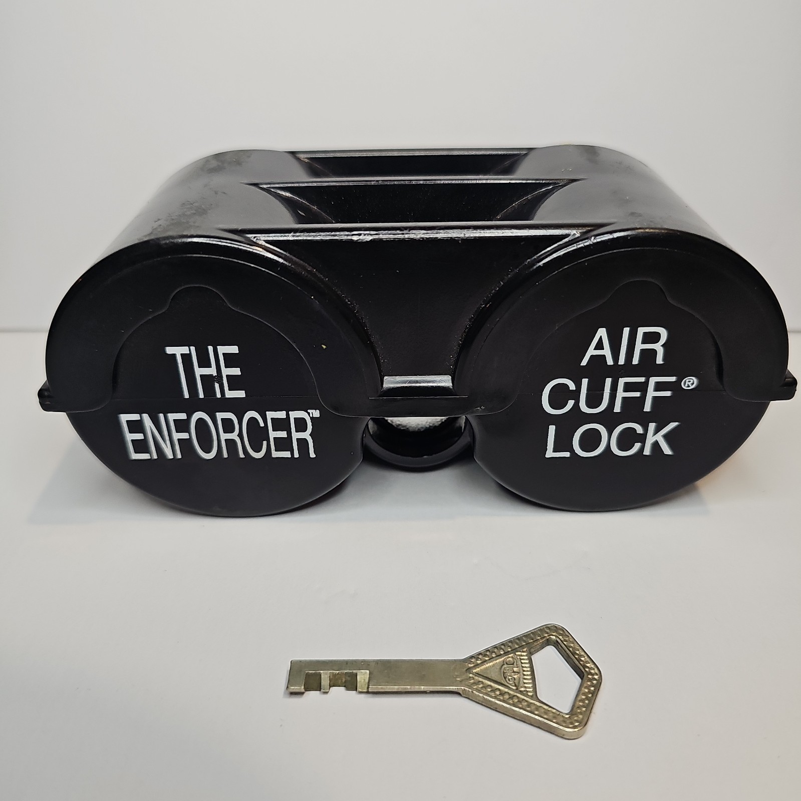 The Enforcer Air Cuff Lock Padlock Set with Key