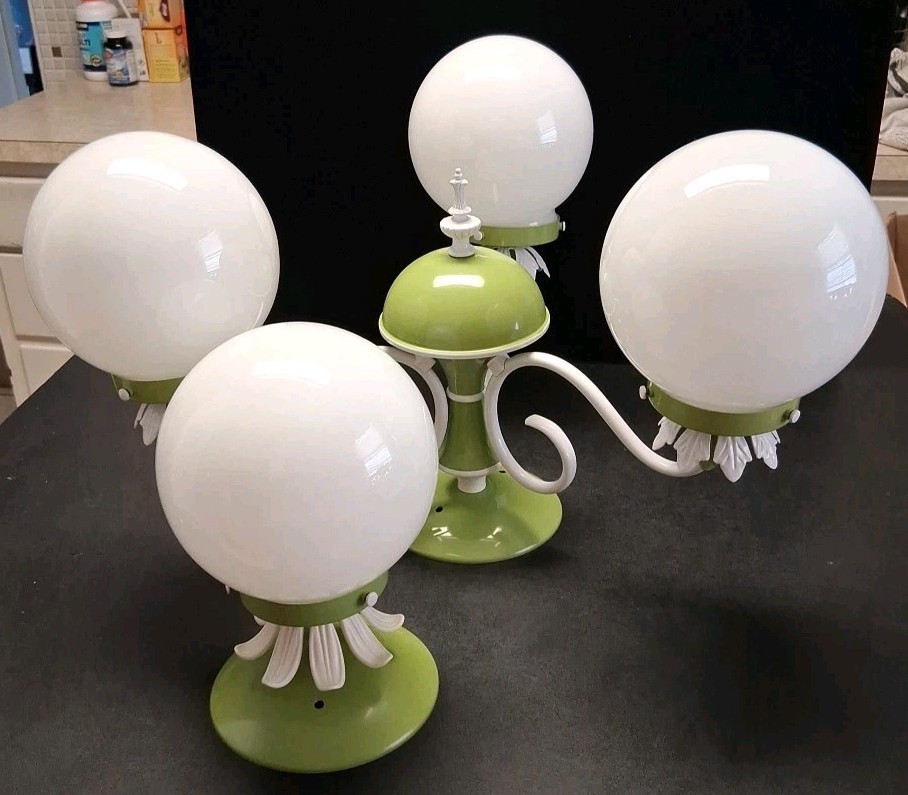 1970's Mid Century 3 Arm Chandelier & Single Globe Lights Green W/White Flowers 