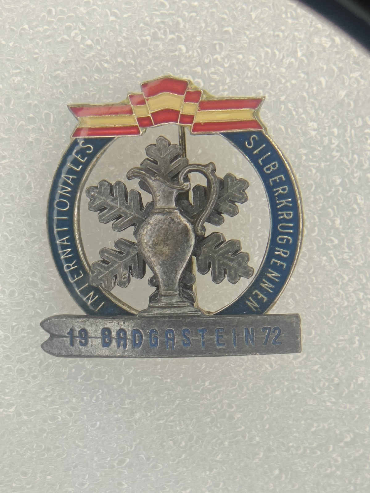 Bad Gastein 1972 Silver Pitcher Race Ski World Cup Austria Badge