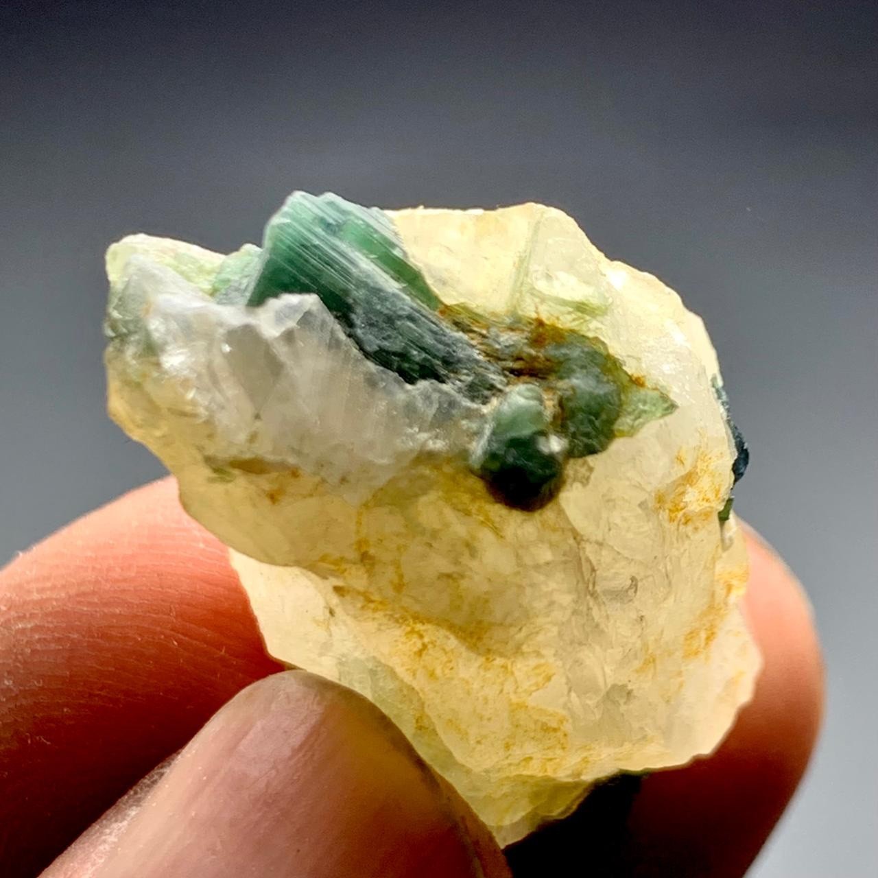 59 CT Terminated Natural Tourmaline Crystals bunch with Quartz From Afghanista
