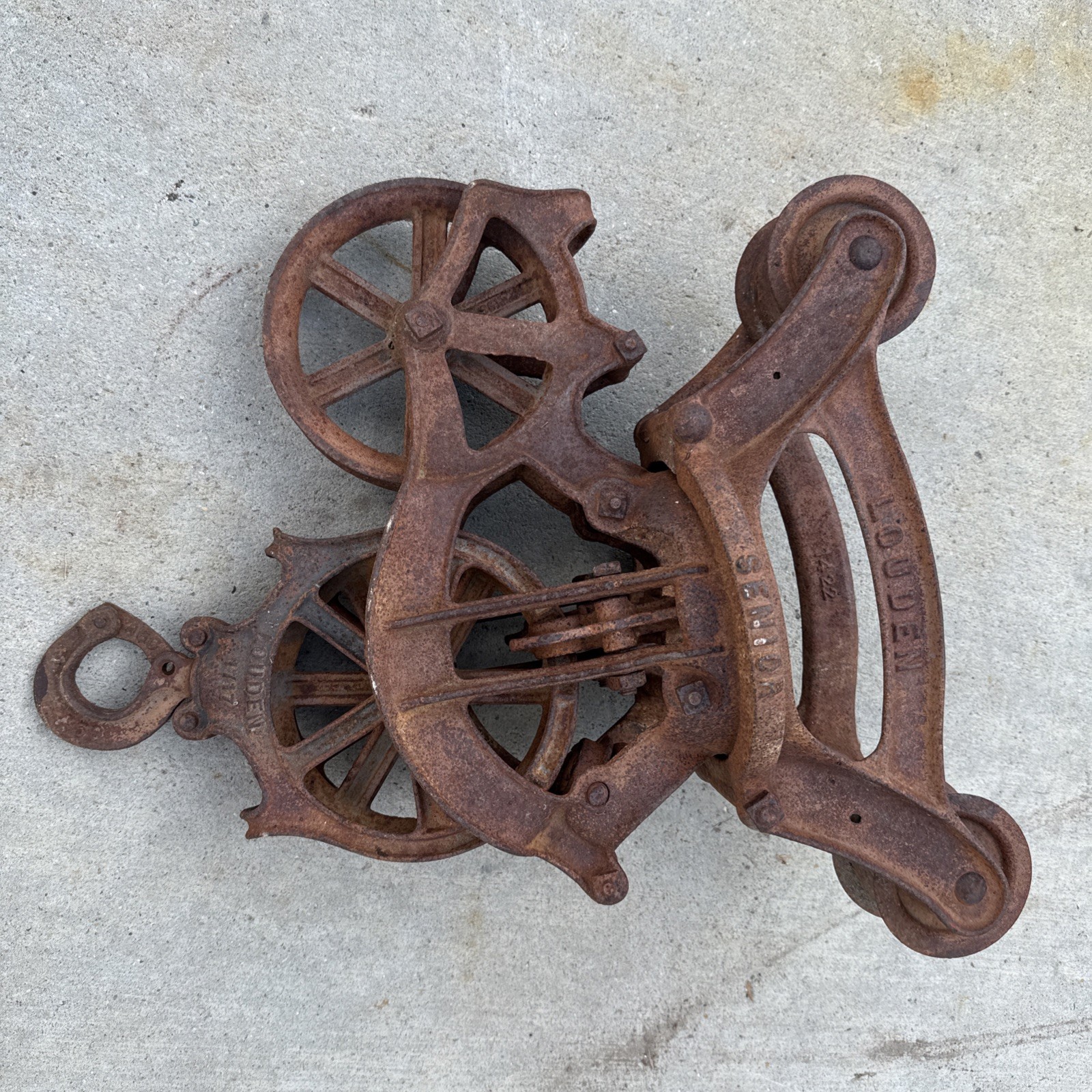 Antique Louden Machinery Co. Haymow Trolley Barn Hay Derick Pulley
