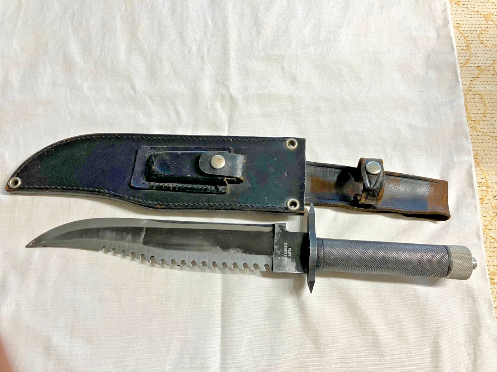 Vintage Explorer Ram Ram II Fixed Blade Survival Knife 21-033 & Leather sheath Vintage Explorer Ram Ram II Fixed Blade Survival Knife 21-033 & Leather sheath