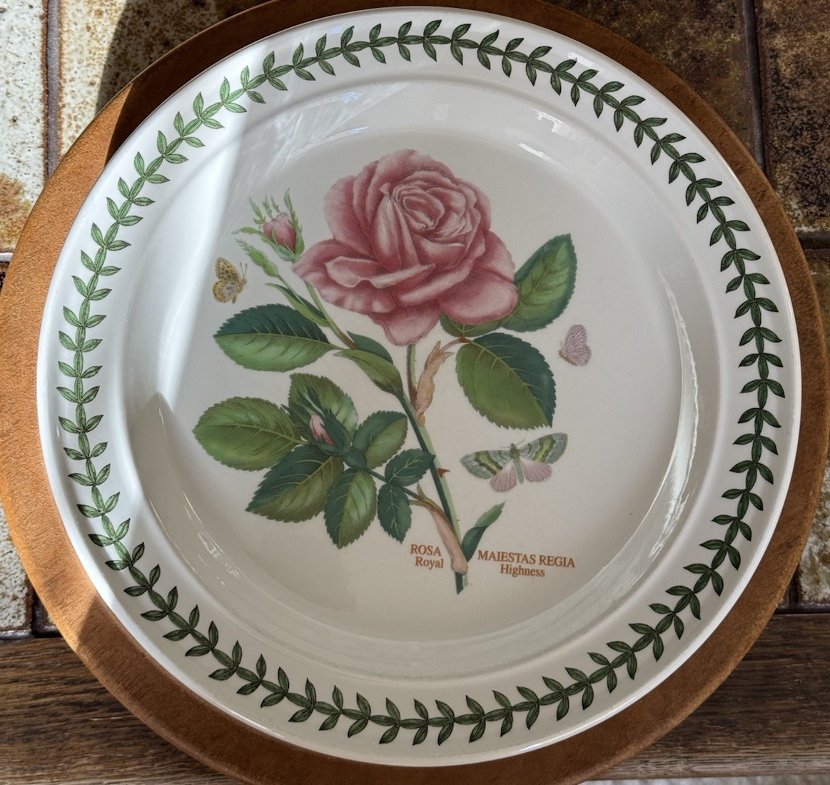Portmeirion Botanic Garden Dinner Plate Royal Highness Rose 10.5”D, England