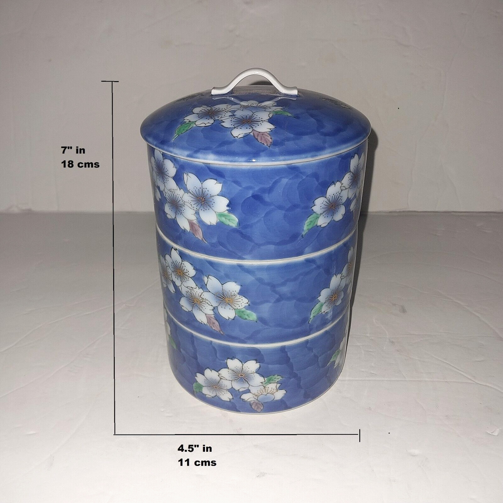 Antique Fukagawa Seiji Japanese Three Tier Porcelain Stacking Box Trinket Jewelr
