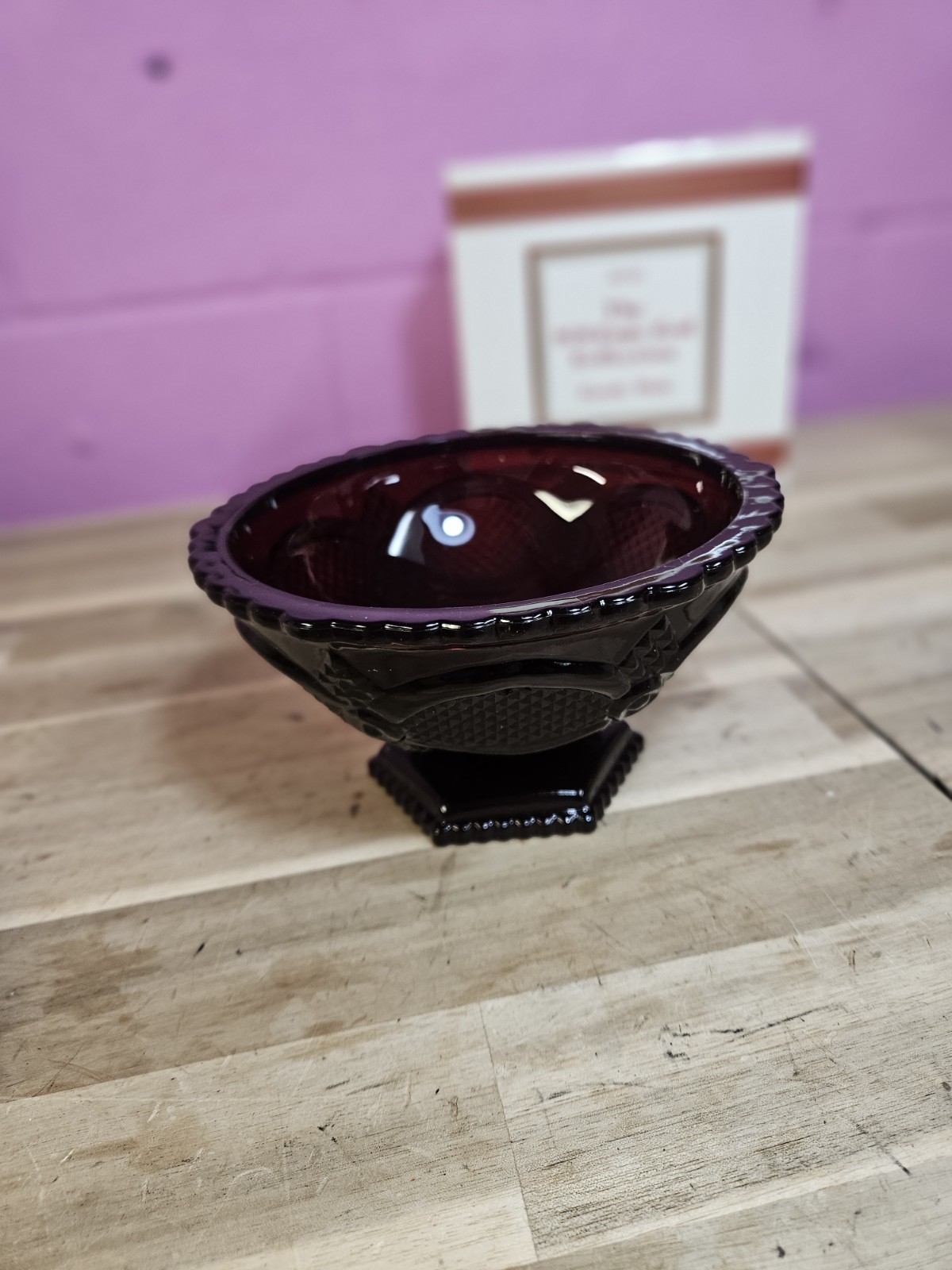 Avon The 1876 Cape Cod Collection Candy Dish In The Original Box