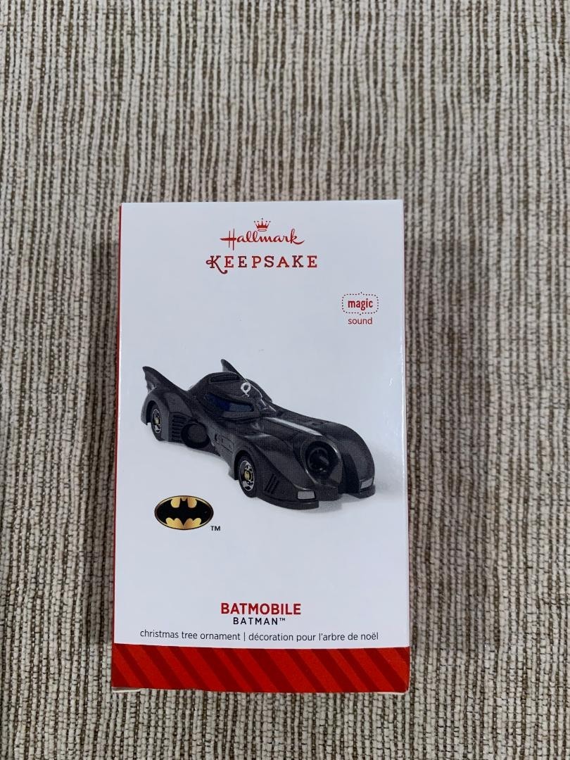 2014 Hallmark Ornament 1989 Batmobile Magic Sound