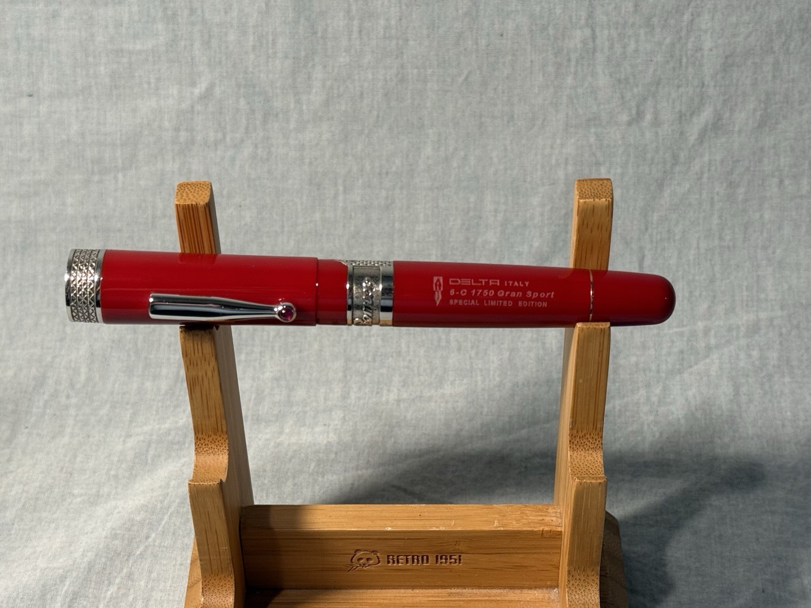 DELTA GRAN SPORT SPECIAL LIMITED EDITION FOUNTAIN PEN - #1066/1750
