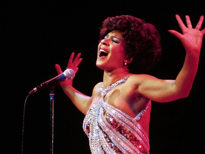 Welsch Singer Shirley Bassey Classic Publicity Picture Poster Photo 24x36 Welsch Singer Shirley Bassey Classic Publicity Picture Poster Photo 24x36