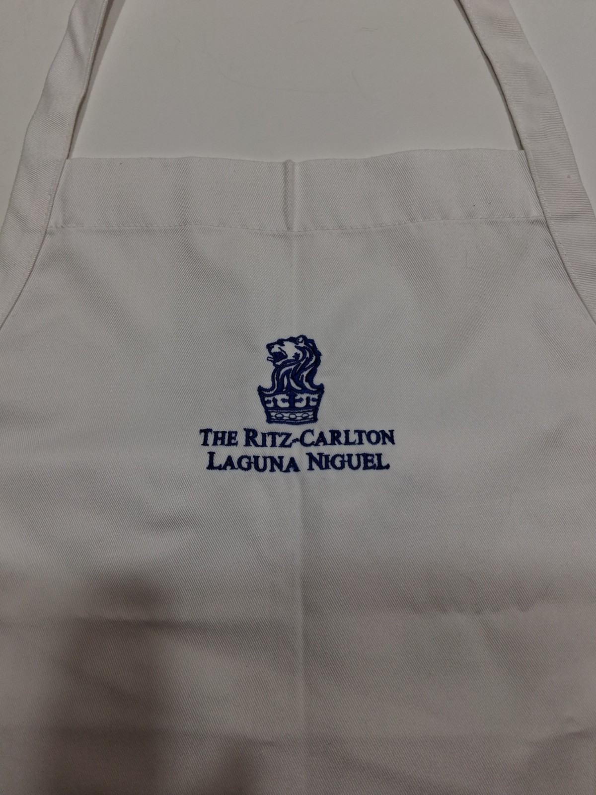 The Ritz Carlton Laguna Niguel White Chef Apron Logo Embroidered 
