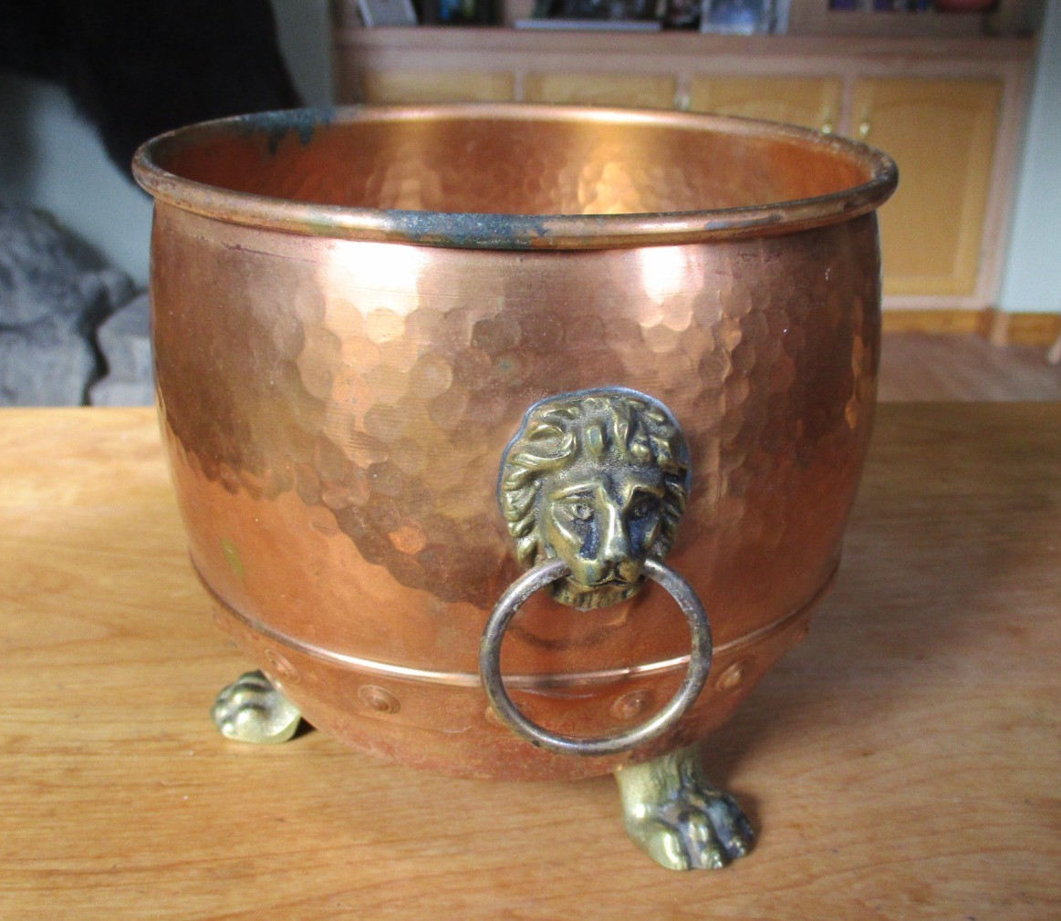 VTG Peerage England Lion Handled & Footed Copper & Brass Pot / Planter