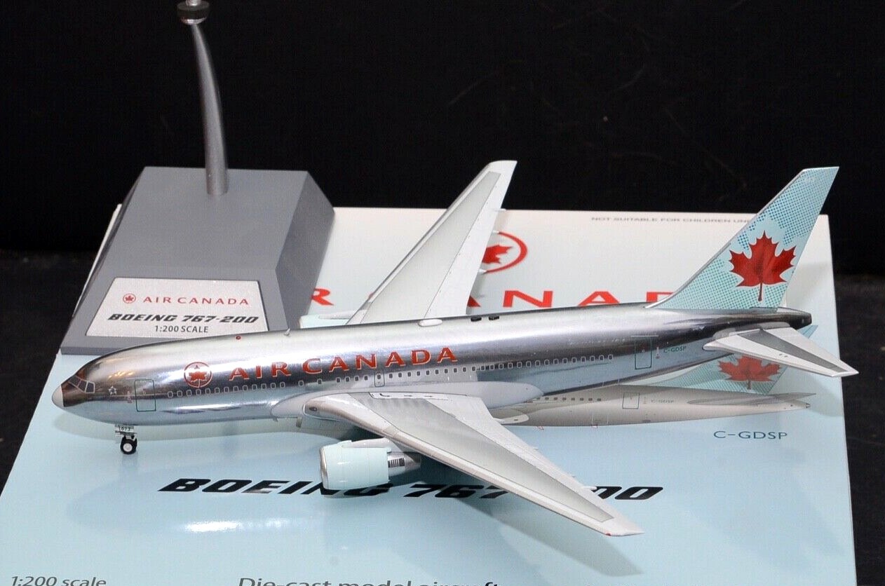 B models x Inflight 200 AIR CANADA Boeing 767-200ER C-GDSP POLISHED