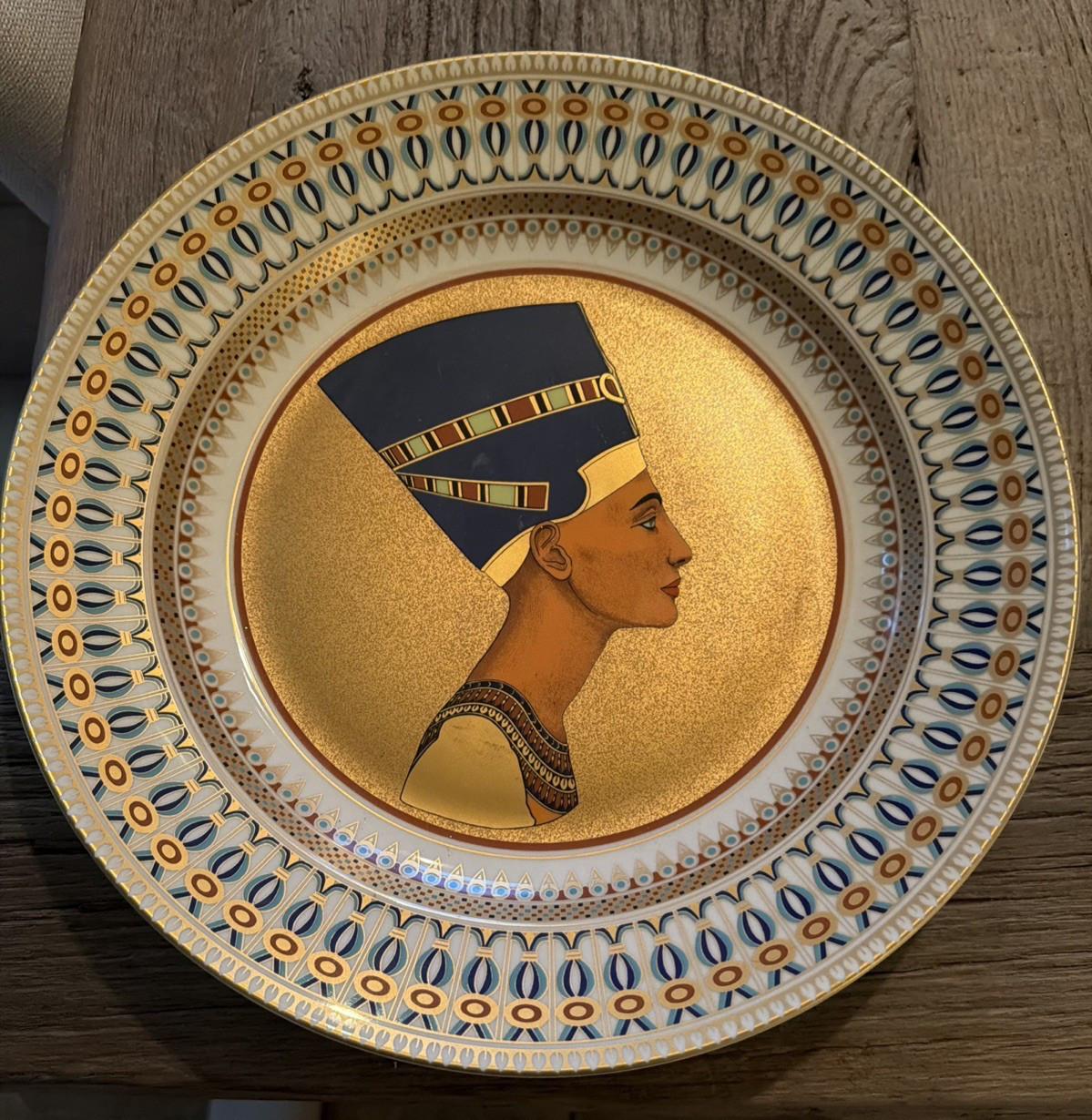 VERY RARE Vintage Kaiser West Germany Egyptian Queen Nefertiti Plate/Bowl 12.5\