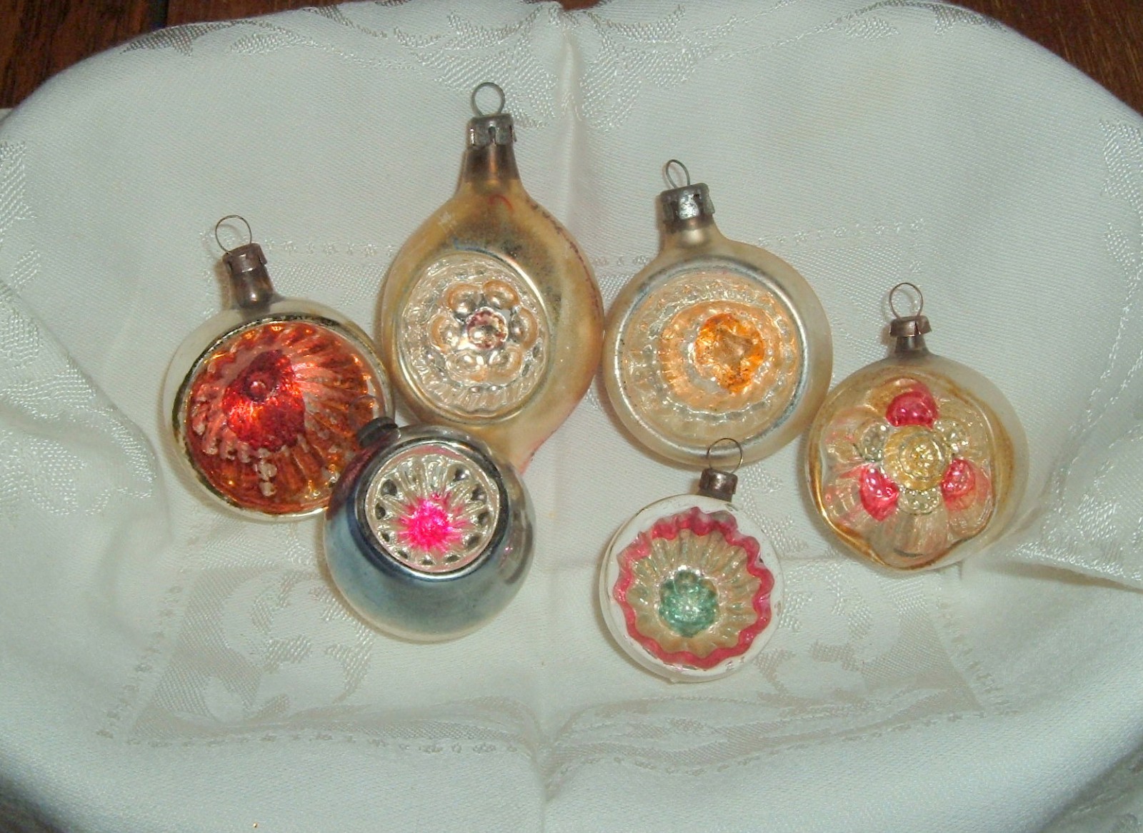 6 Vtg Glass Indent Reflector Xmas Ornaments 