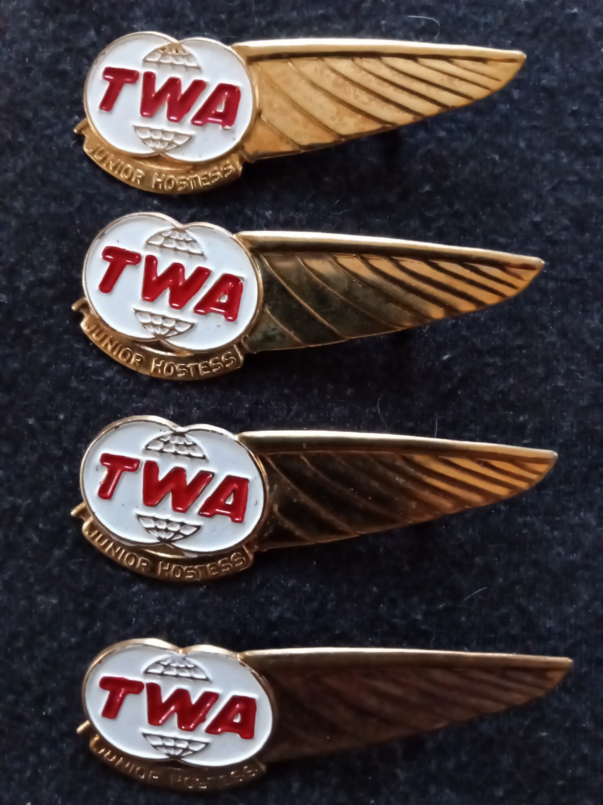 TWA - lot of 4 vintage pins from 1960's