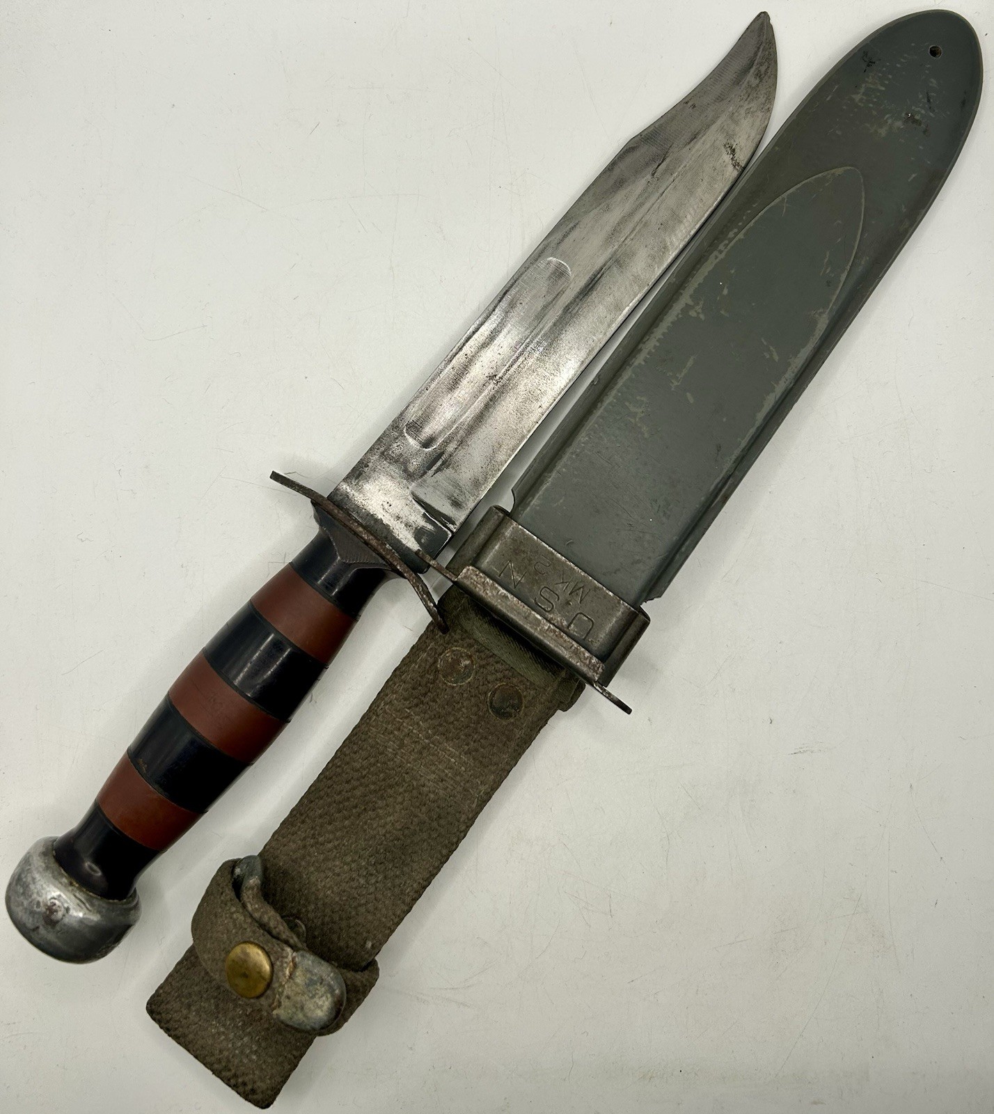 WW2  (RCC) USN MK2 fighting knife, 1944 NORD Scabbard Custom Theatre Made Handle