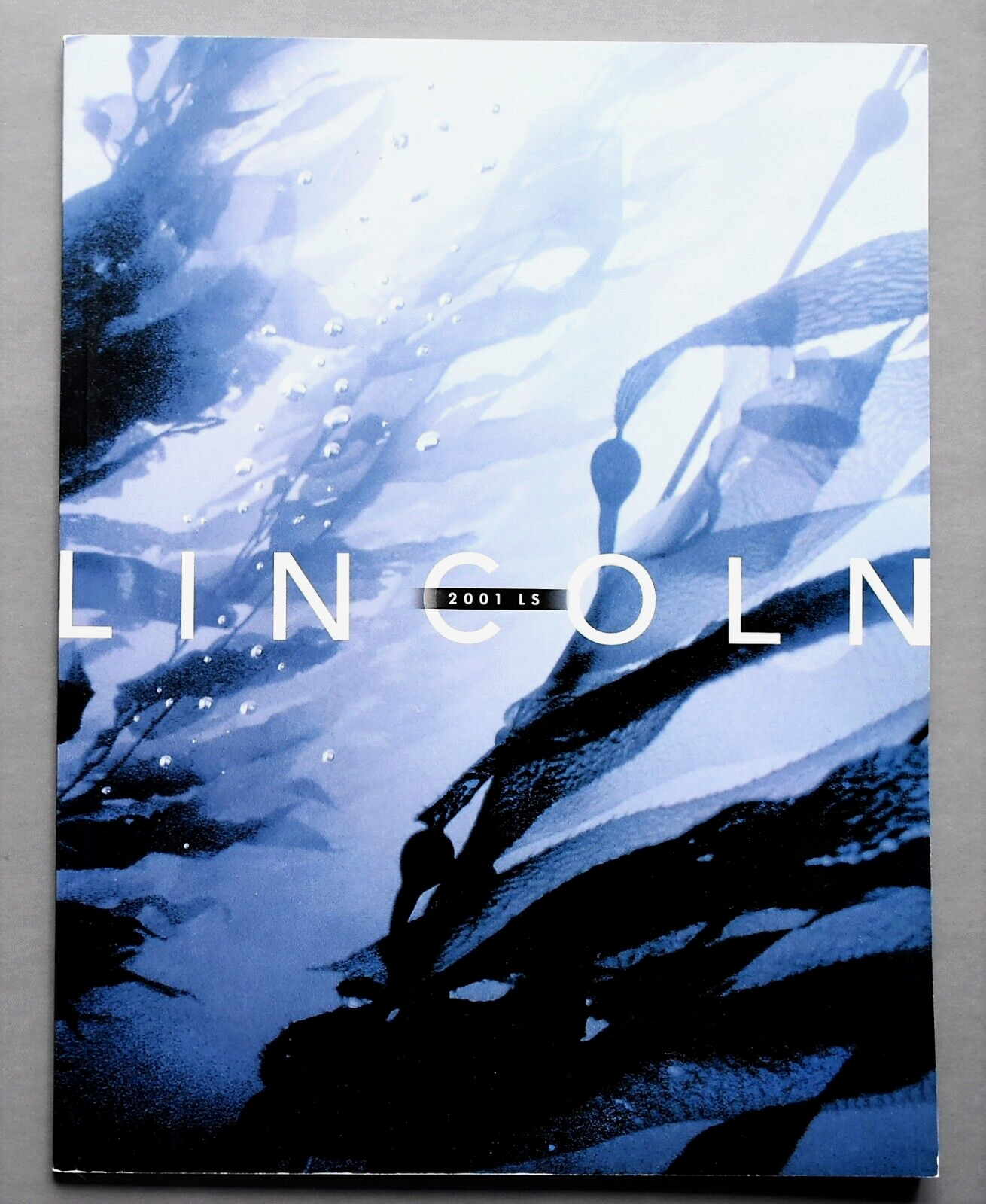 ORIGINAL 2001 LINCOLN LS SALES BROCHURE CATALOG ~ 36 PAGES ~ 10
