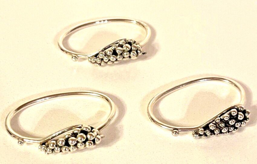 Vtg Artisan Napkin Rings 3 pc Set Silver Metal Work Grape Design Decor- Lovely Vtg Artisan Napkin Rings 3 pc Set Silver Metal Work Grape Design Decor- Lovely