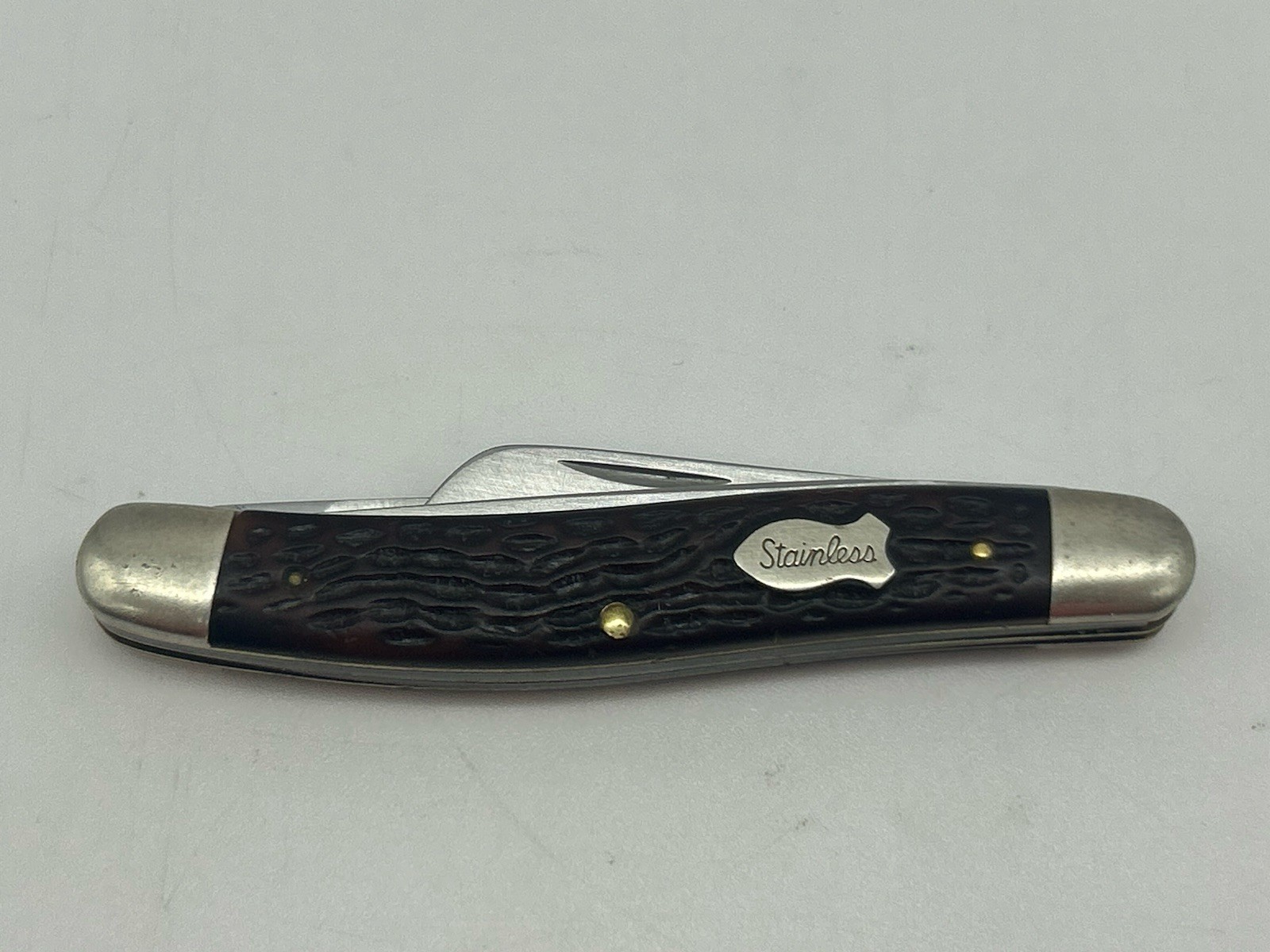 VTG 3.5” SCHRADE USA SS825 RAZOR 3 BLADE STAINLESS JIGGED DELRIN STOCKMAN KNIFE