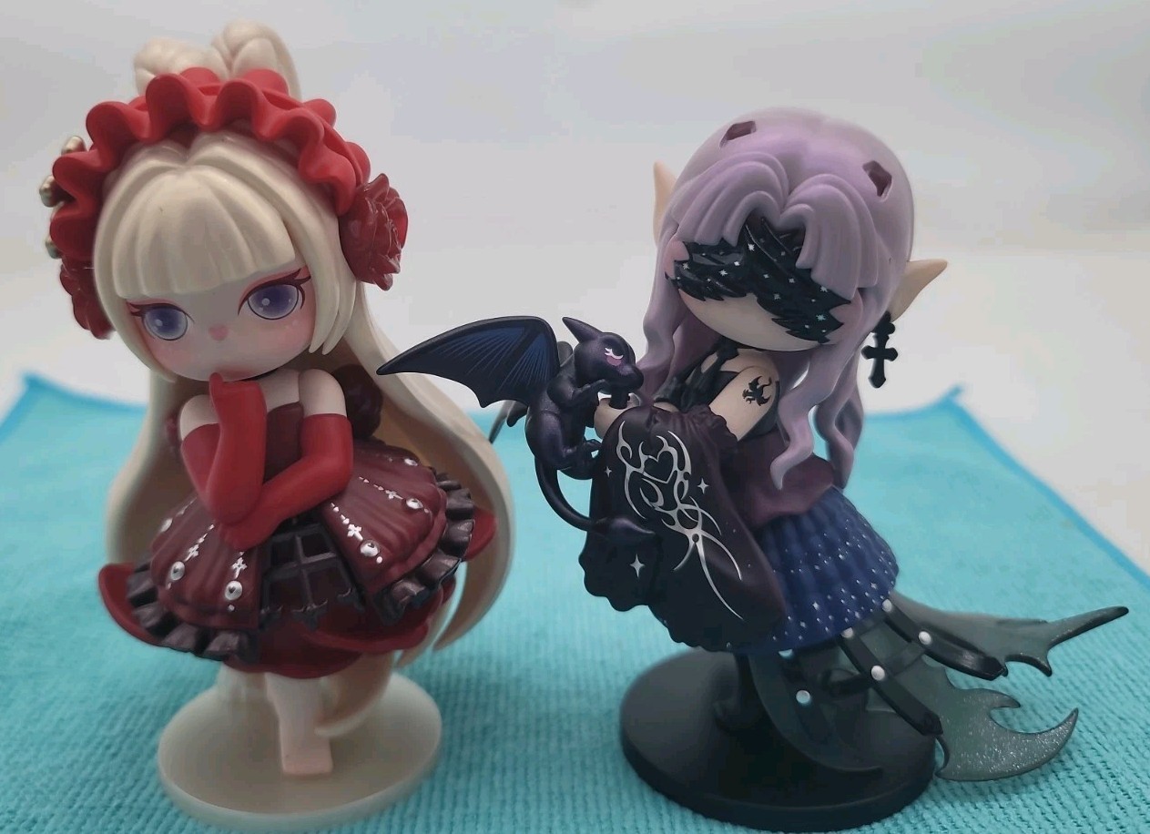 Rolife Suri Mystery Confirmed Lot Of 2 Figures [Black Priest Missing Horns]