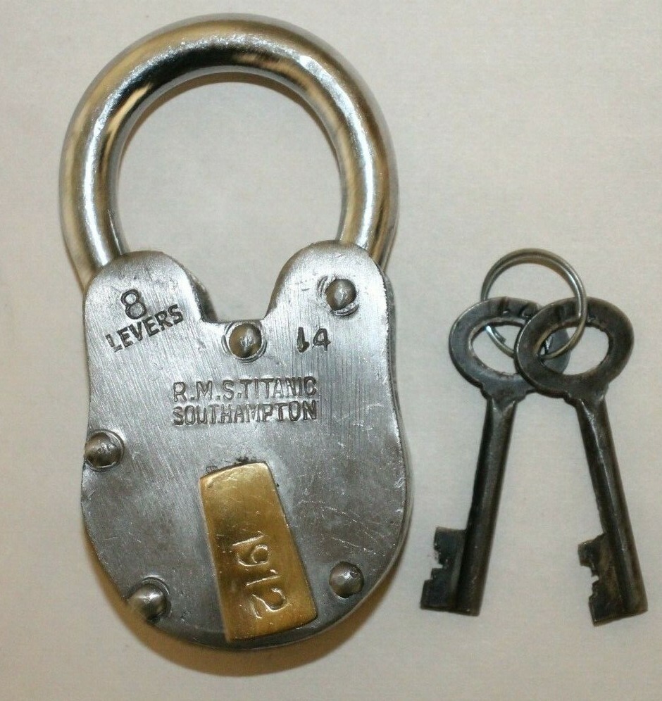 Heavy Antique Vintage Style Titanic Lock  Padlock &  2 Skeleton Keys Jailer 1912
