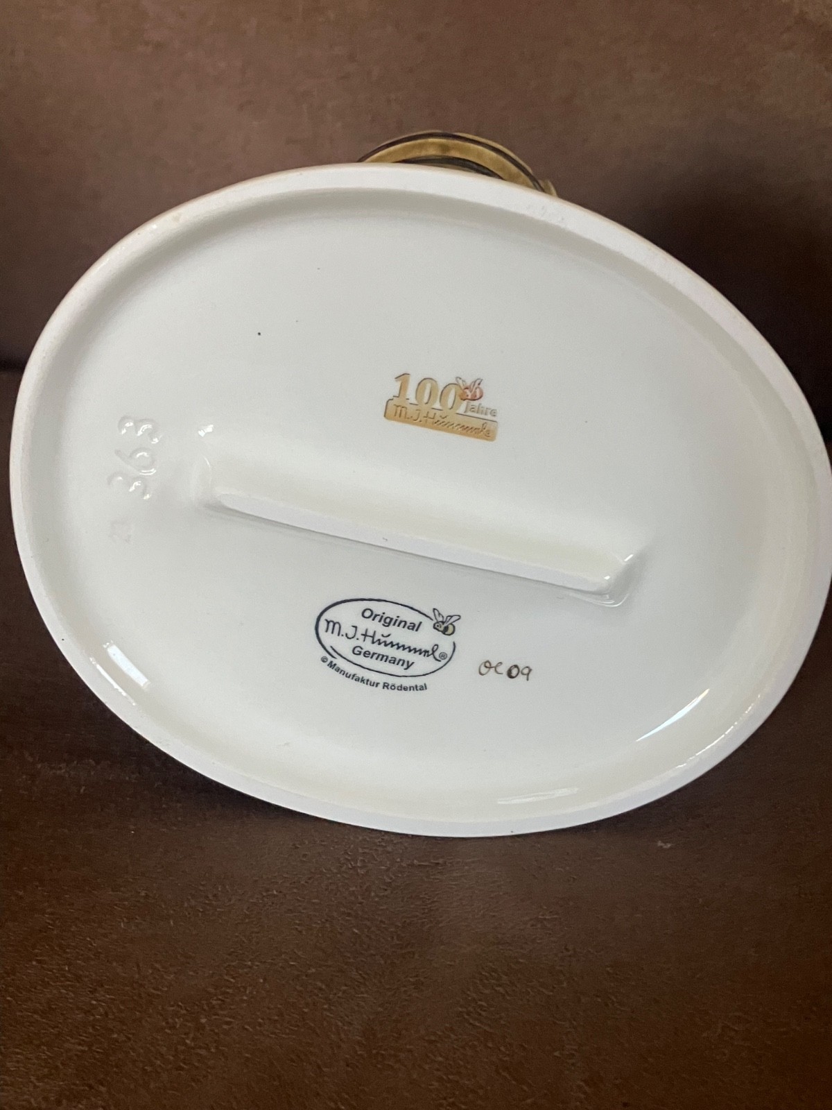 RARE 100TH ANNIVERSARY, Hummel, Big Housecleaning, TMK9, Excellent
