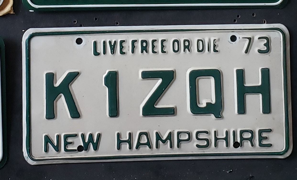 1973 NEW HAMPSHIRE HAM RADIO LICENSE PLATE TAG W1ZQH NICE CONDITION 1973 NEW HAMPSHIRE HAM RADIO LICENSE PLATE TAG W1ZQH NICE CONDITION
