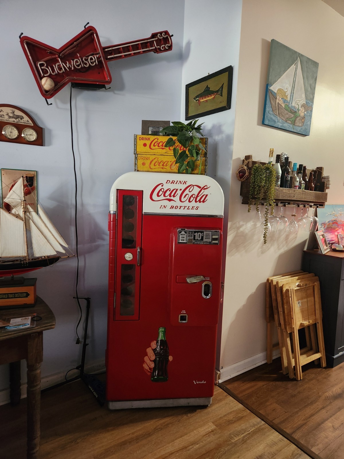 Vintage Coke Machine. Vendo 81D. Fully Restored, Works Beautifully.