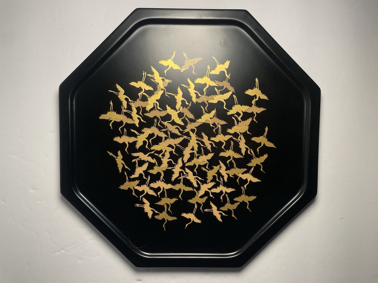 Vintage Zohiko Japanese Lacquerware Octagonal Serving Tray W/Gold Crane Design Vintage Zohiko Japanese Lacquerware Octagonal Serving Tray W/Gold Crane Design