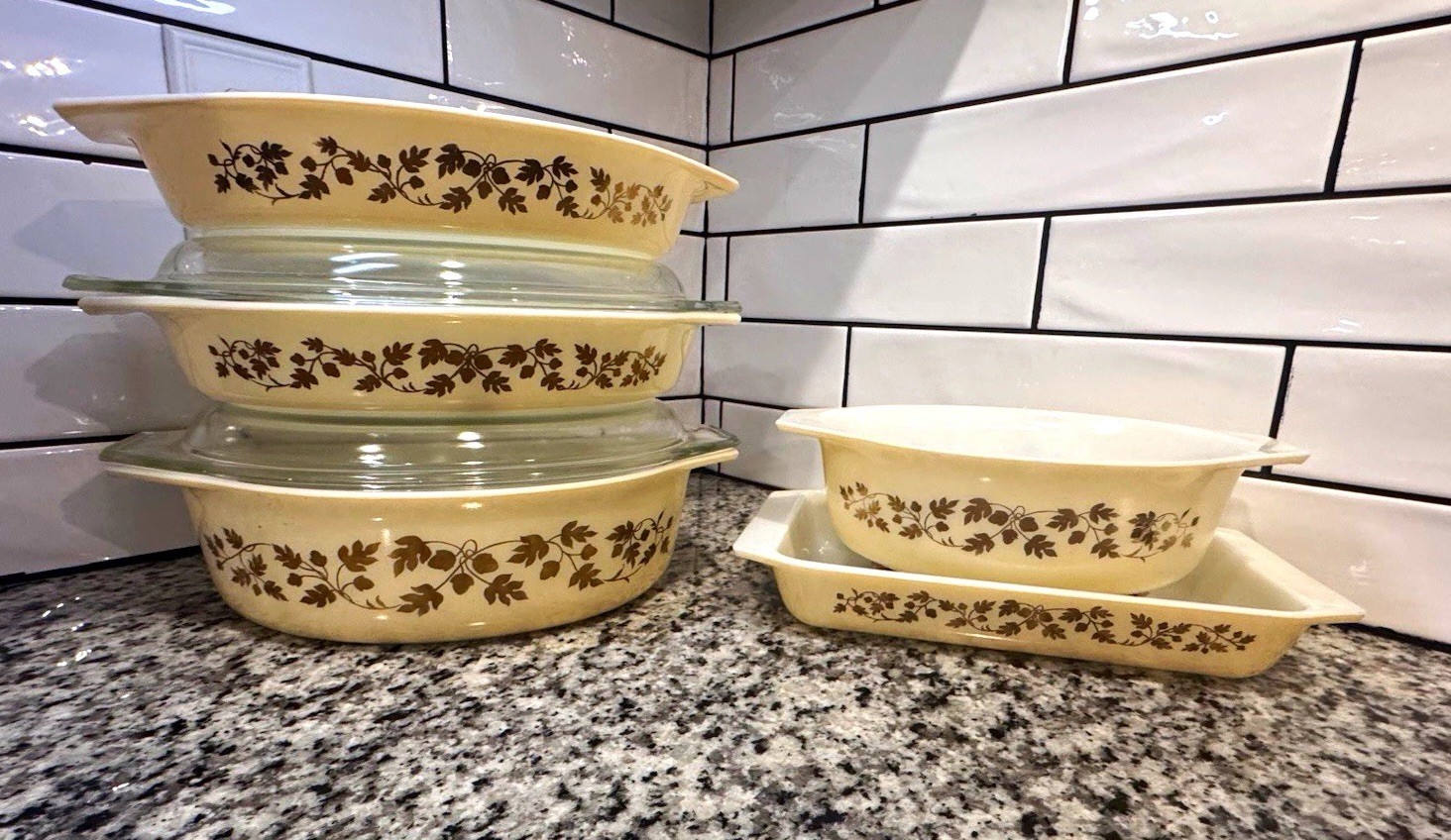 Vintage Pyrex Golden Acorn Set