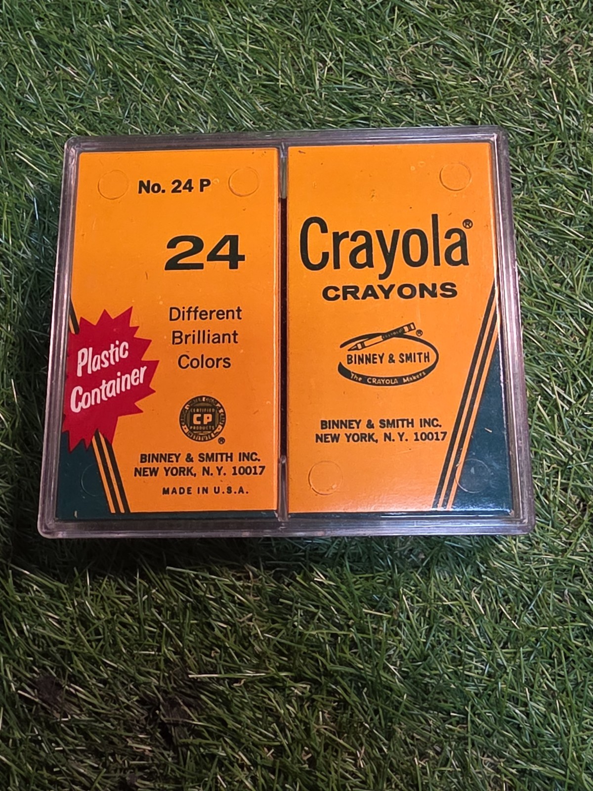 Vintage No. 24 P Crayola Crayons 24 Count Binney & Smith PA In Plastic Case