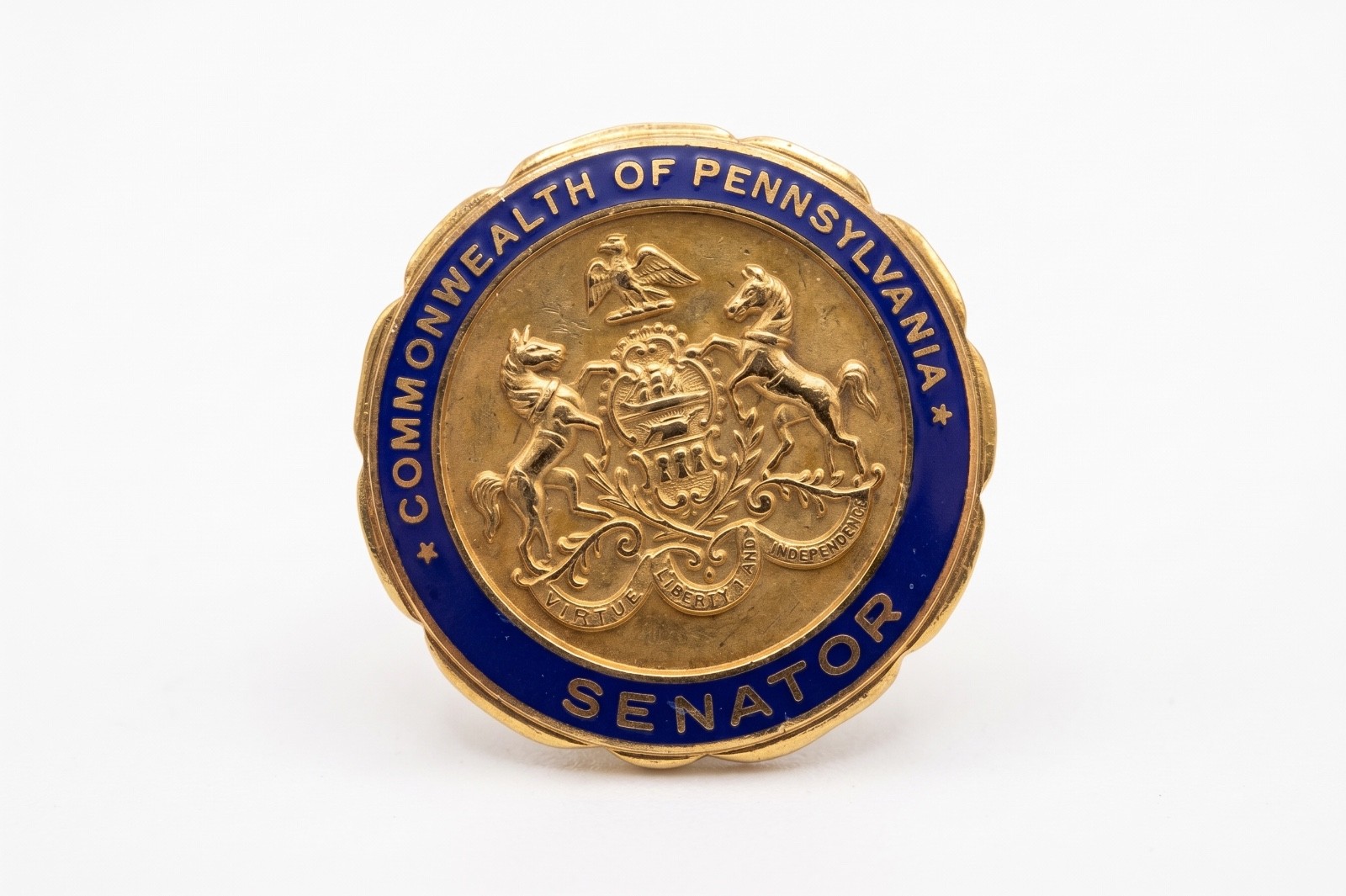 Commonwealth of Pennsylvania Vintage State Senator Lapel Pin 1/10 14K Gold Fill