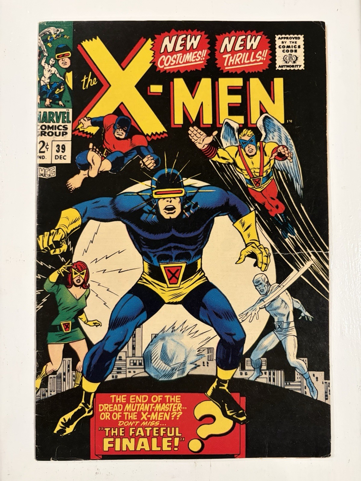 The X-Men #39/Silver Age Marvel Comic Book/New Costumes/FN-