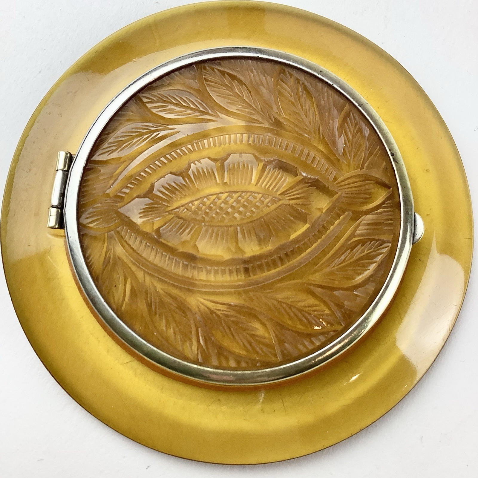 1920s Bakelite Catalin Prystal Translucent Amber Compact Carved Art Decor Rare