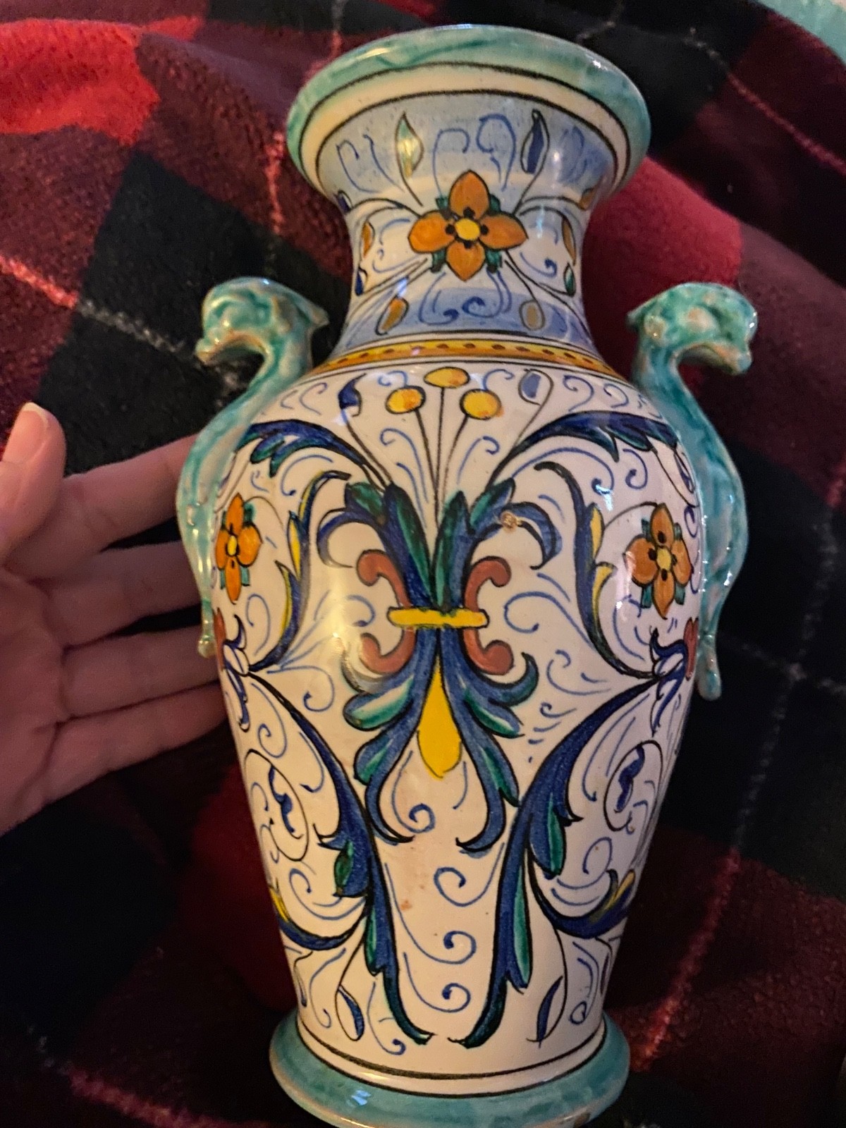 Vintage Italian Majolica Vase G. Tadino Italy Hand Painted Raffaellesco 9”