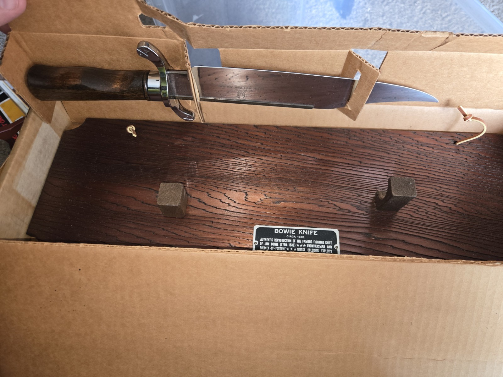 Jim Bowie Knife Cody Carvel Hall USA Authentic Reproduction 15\