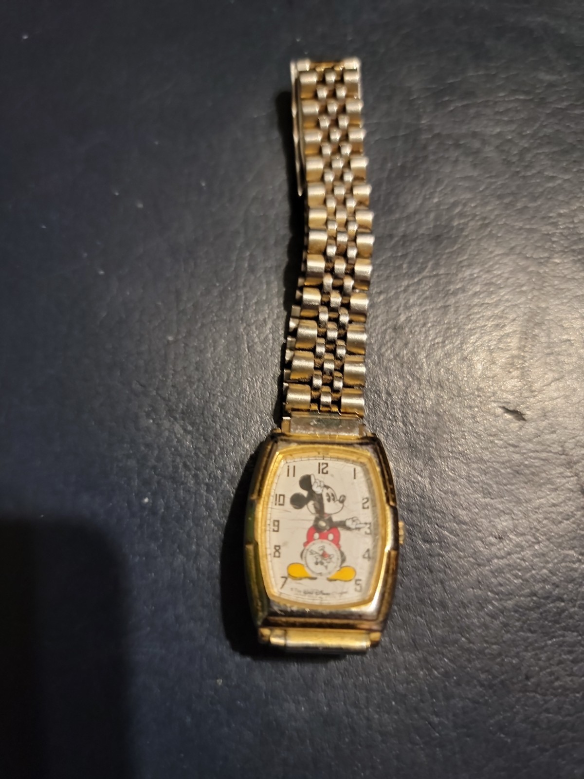 Vintage Disney Mickey Mouse Seiko Watch. Womens. Hands Wind. Needs Battery. D2.