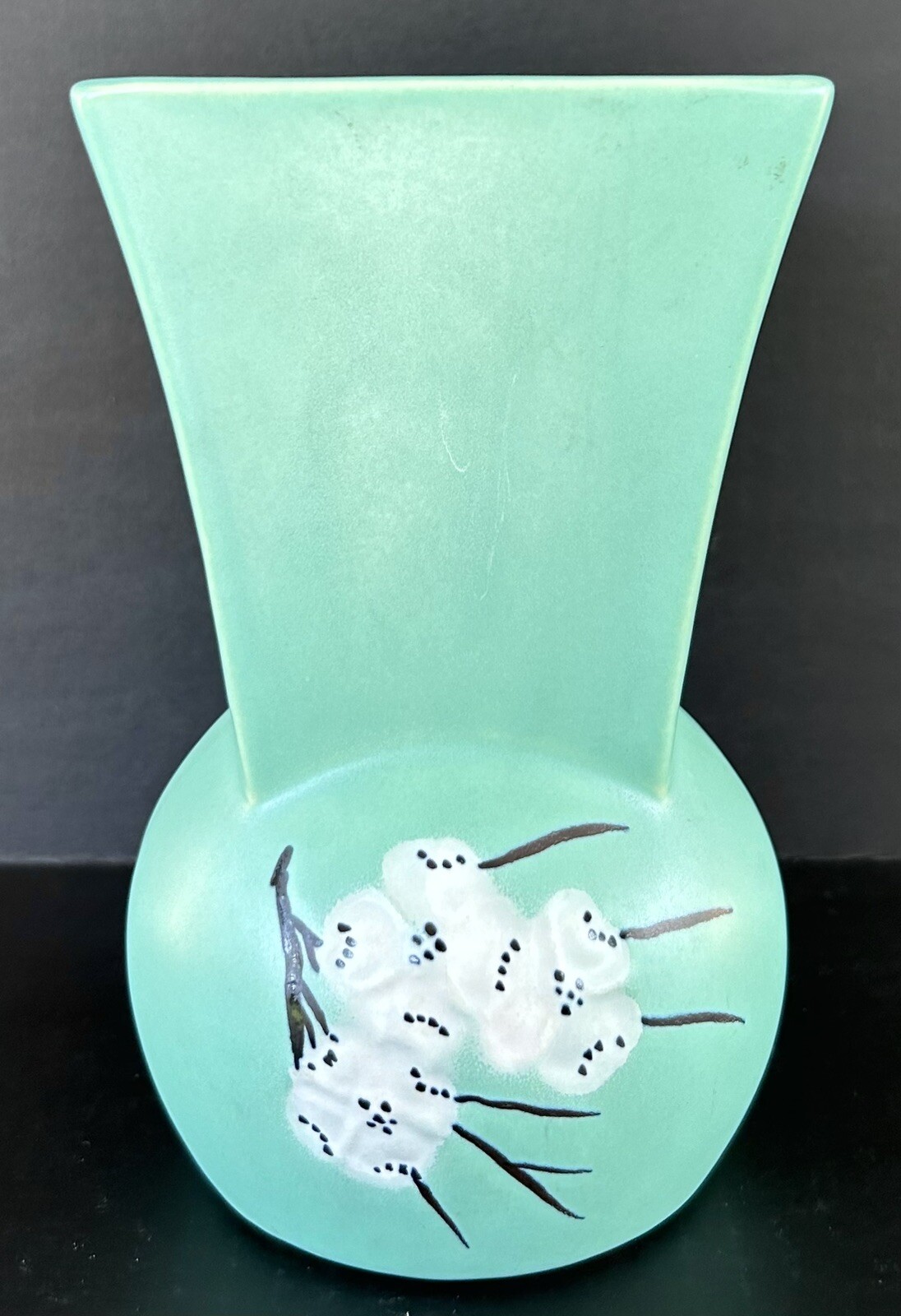 Vintage McCoy Pottery Vase Green 7 1/2