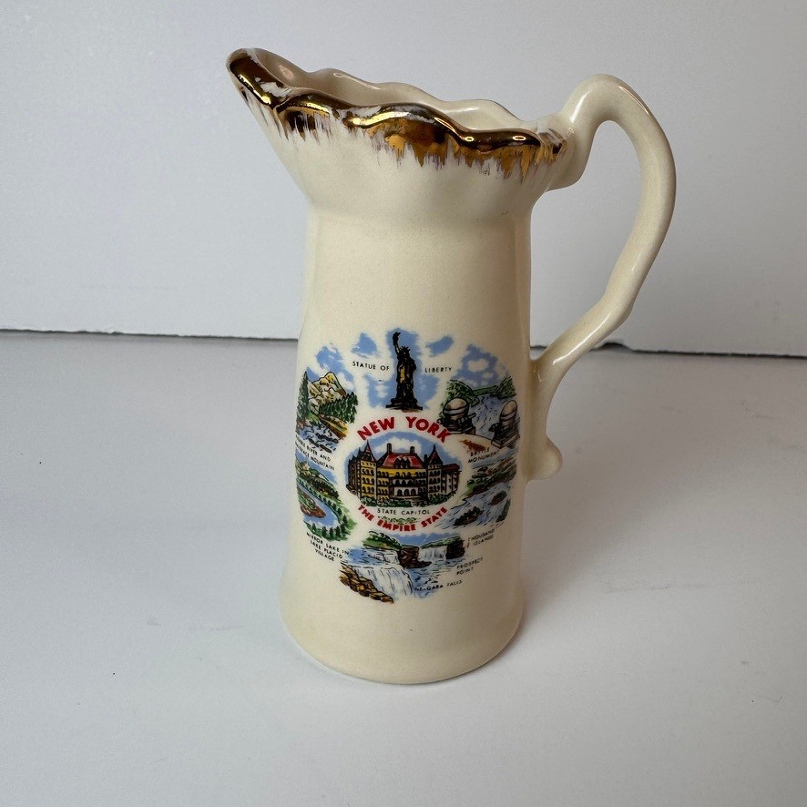 Vintage New York The Empire State Souvenir Pitcher Creamer Gold Trim Japan