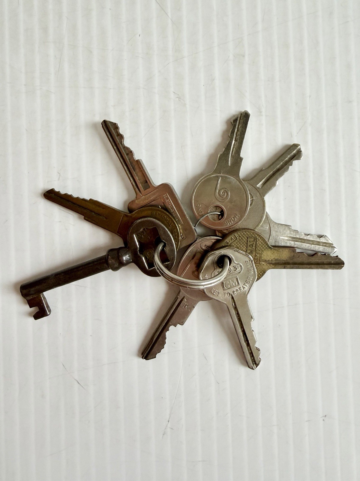 Lot of Vintage/Antique Flat Metal & Skeleton Keys on Ring- GM, National Etc