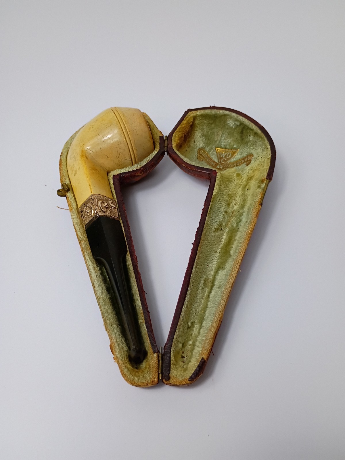 Vintage WDC Genuine Meerschaum Tobacco Pipe Original Case Gold Tone Band Estate