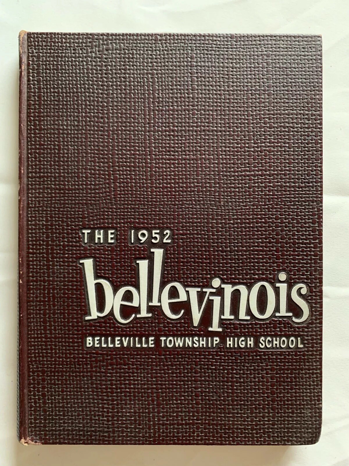 The 1952 Bellevinois Yearbook Belleville Township High School Illinois