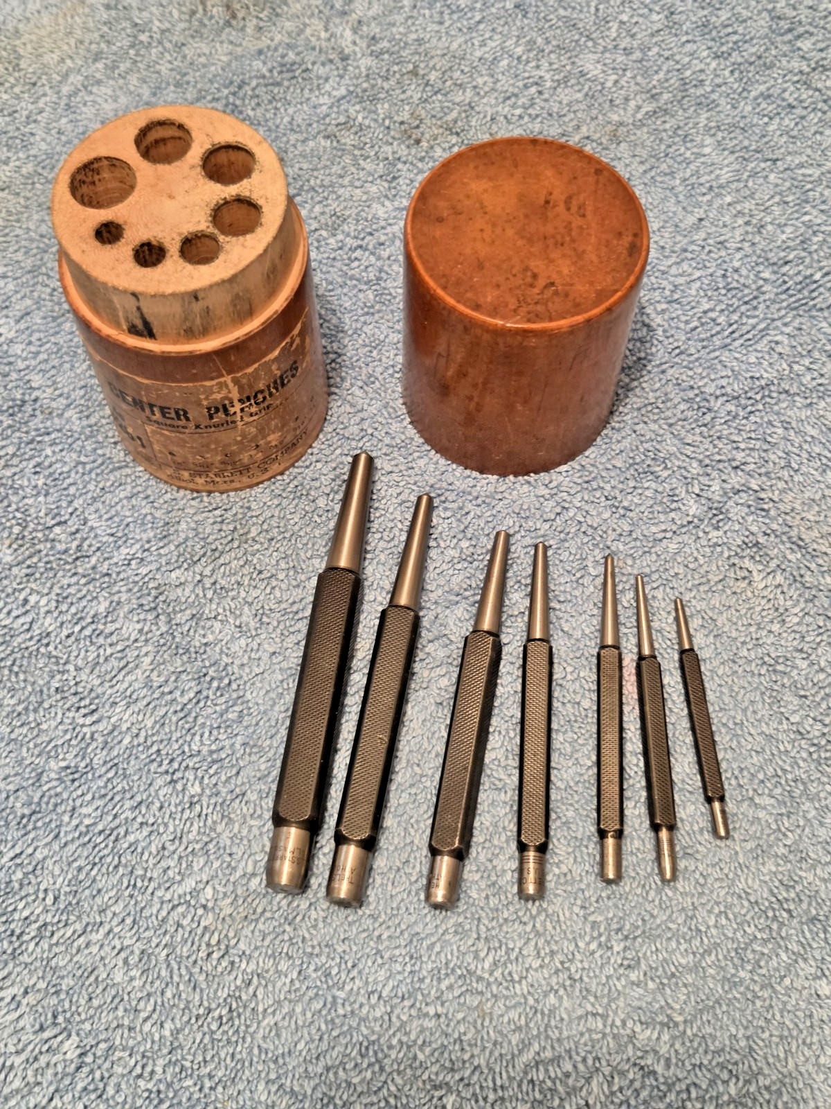 VINTAGE L.S. STARRETT #S264 - 7 PIECE CENTER PUNCH SET IN ORIGINAL WOODEN CASE