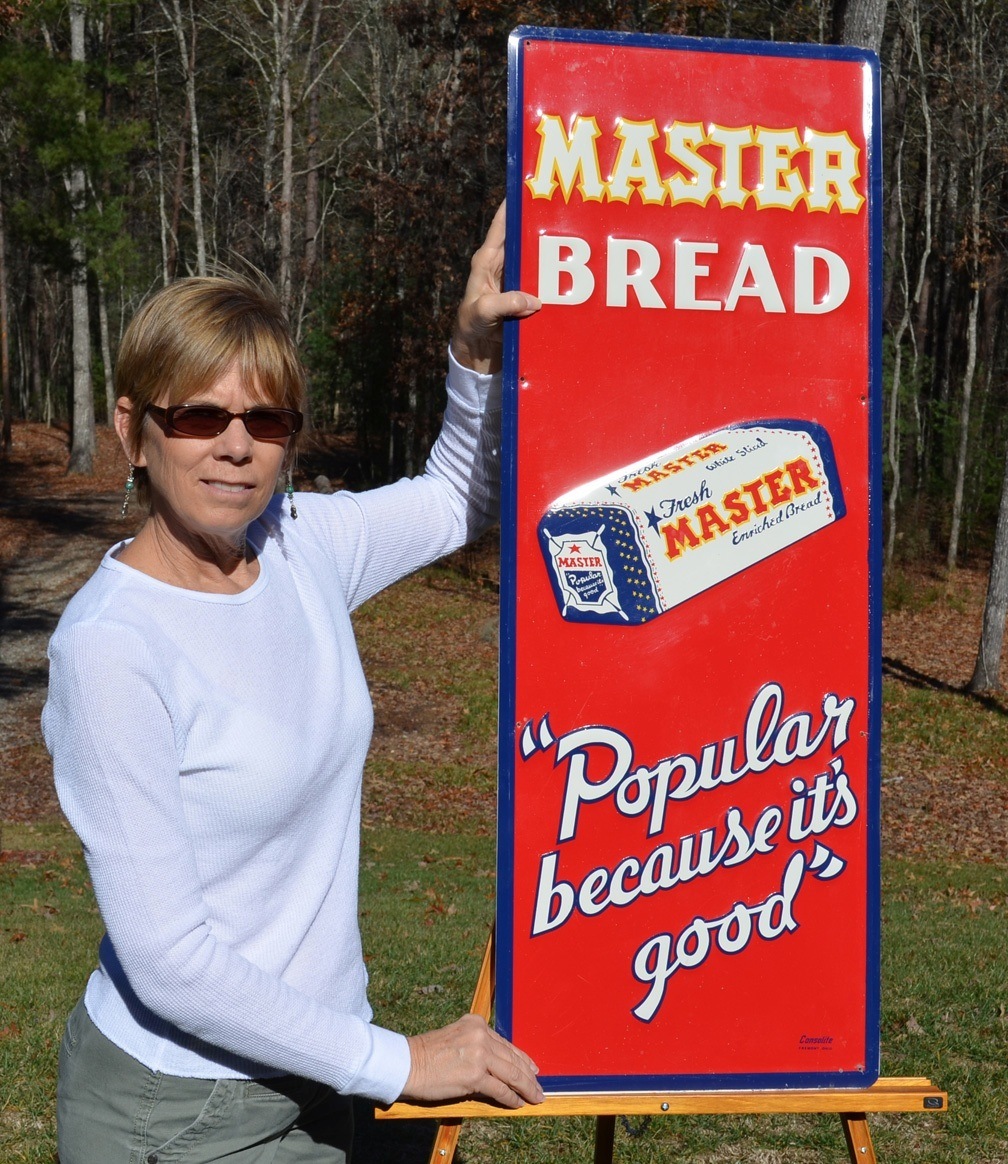 VINTAGE MASTER BREAD SIGN SCARCE VERTICAL SIGN W/ BREAD MINTY SUPER COLLECTABLE