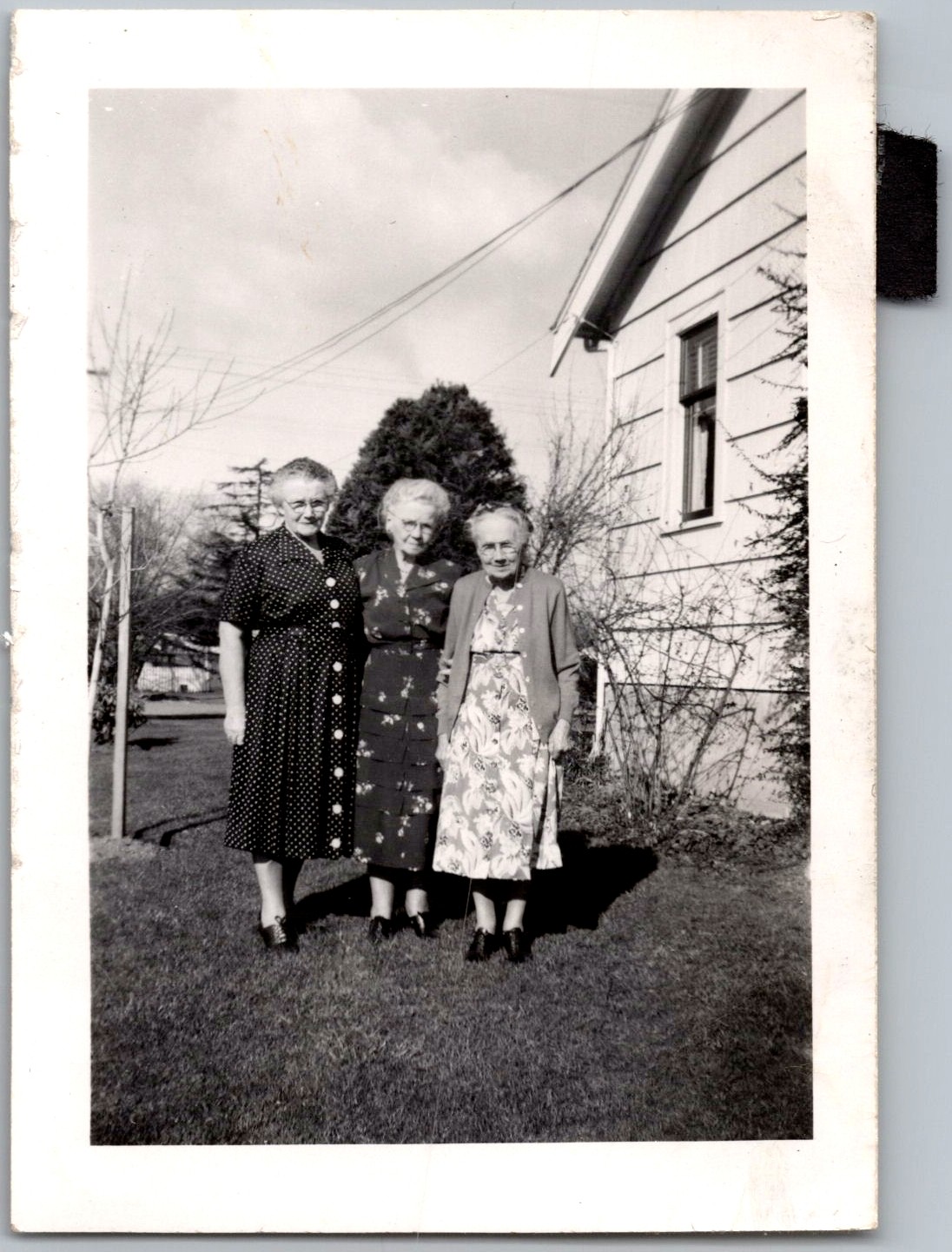 Vtg Snapshot Three Elderly Women in Patterned Dresses Outside House 1959