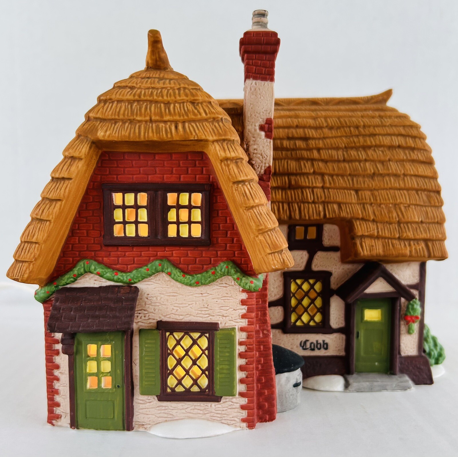 Vintage Dept 56 Cobb Cottage 58248 Dickens Christmas Village Lighted House