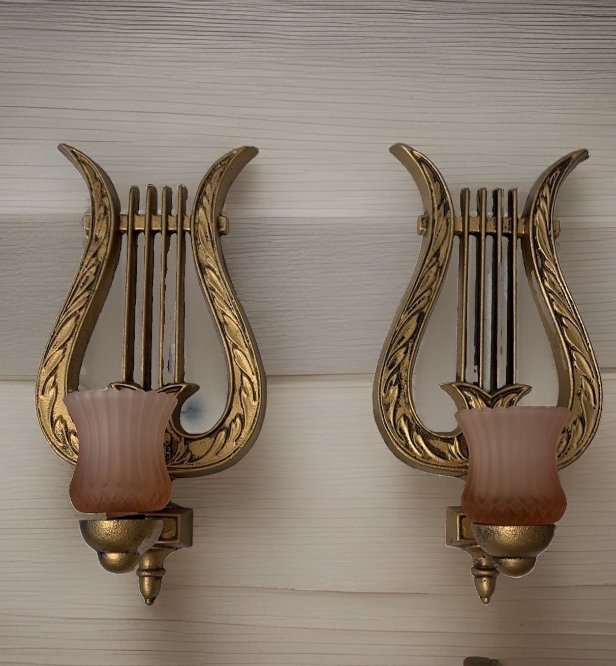 Vtg Hoda 1978 Cast Gold Metal Finished Lyre Wall Sconce/Pink Satin Candleholder